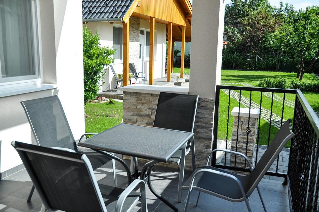 Magyar Apartman Iii. Hajdúszoboszló Exterior foto