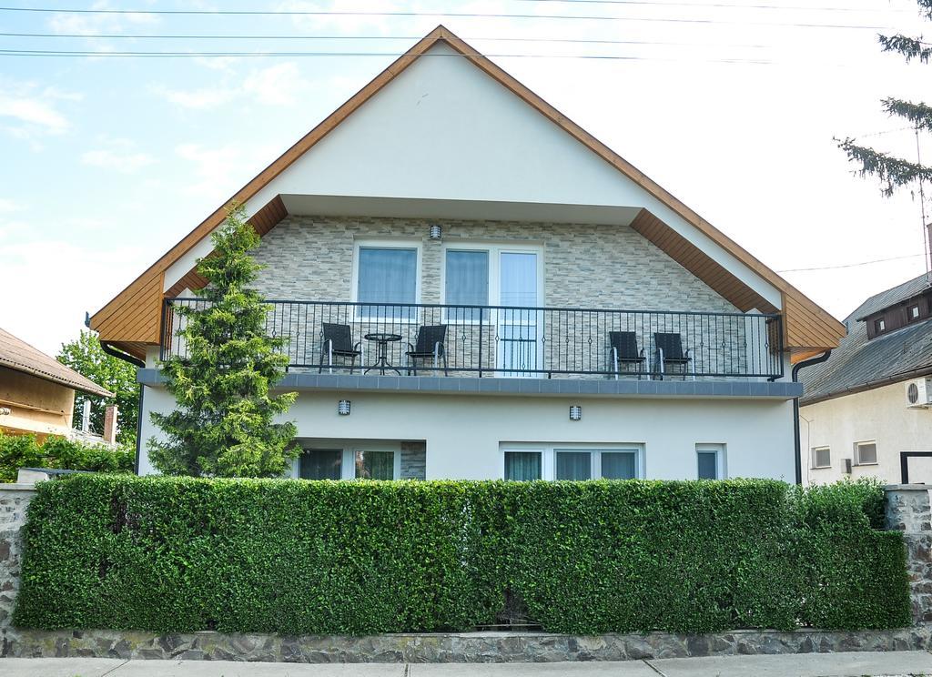Magyar Apartman Iii. Hajdúszoboszló Exterior foto