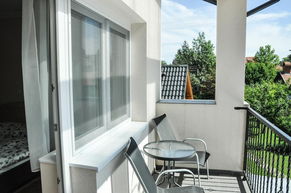 Magyar Apartman Iii. Hajdúszoboszló Exterior foto